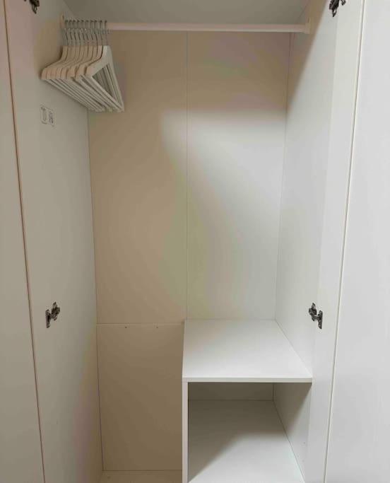2 Zimmer Apartment Mit Parkplatz Berlín Exterior foto